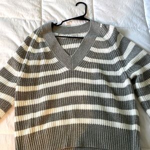 Long sleeve sweater